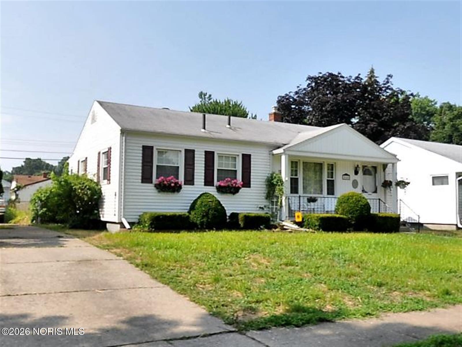 2645 Boxwood Road Toledo, OH 43613 - Photo 1 of 1 Front