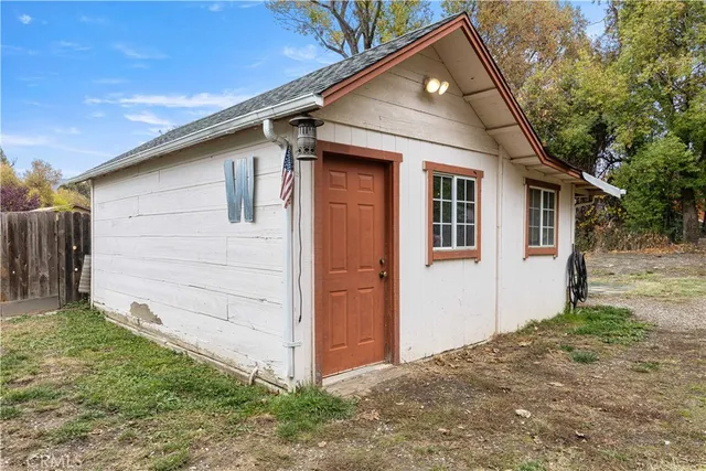 $359,000 | 9528 Washington Street, Upper Lake, CA 95485