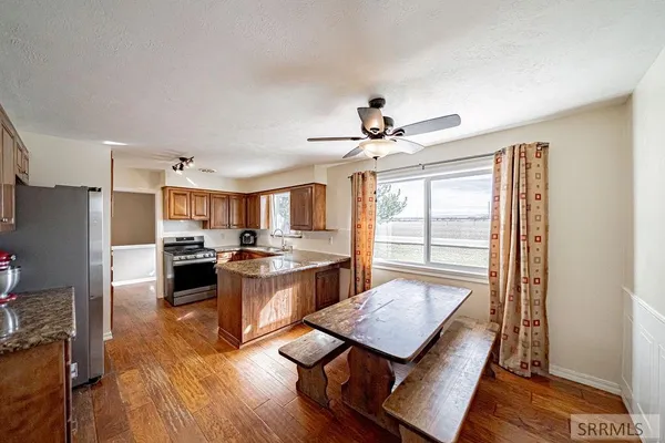 $449,900 | 750 South Milton Avenue, Shelley, ID 83274