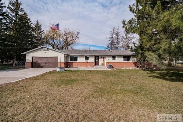 $449,900 | 750 South Milton Avenue, Shelley, ID 83274