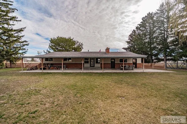 $449,900 | 750 South Milton Avenue, Shelley, ID 83274