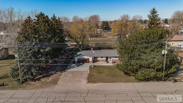 $449,900 | 750 South Milton Avenue, Shelley, ID 83274