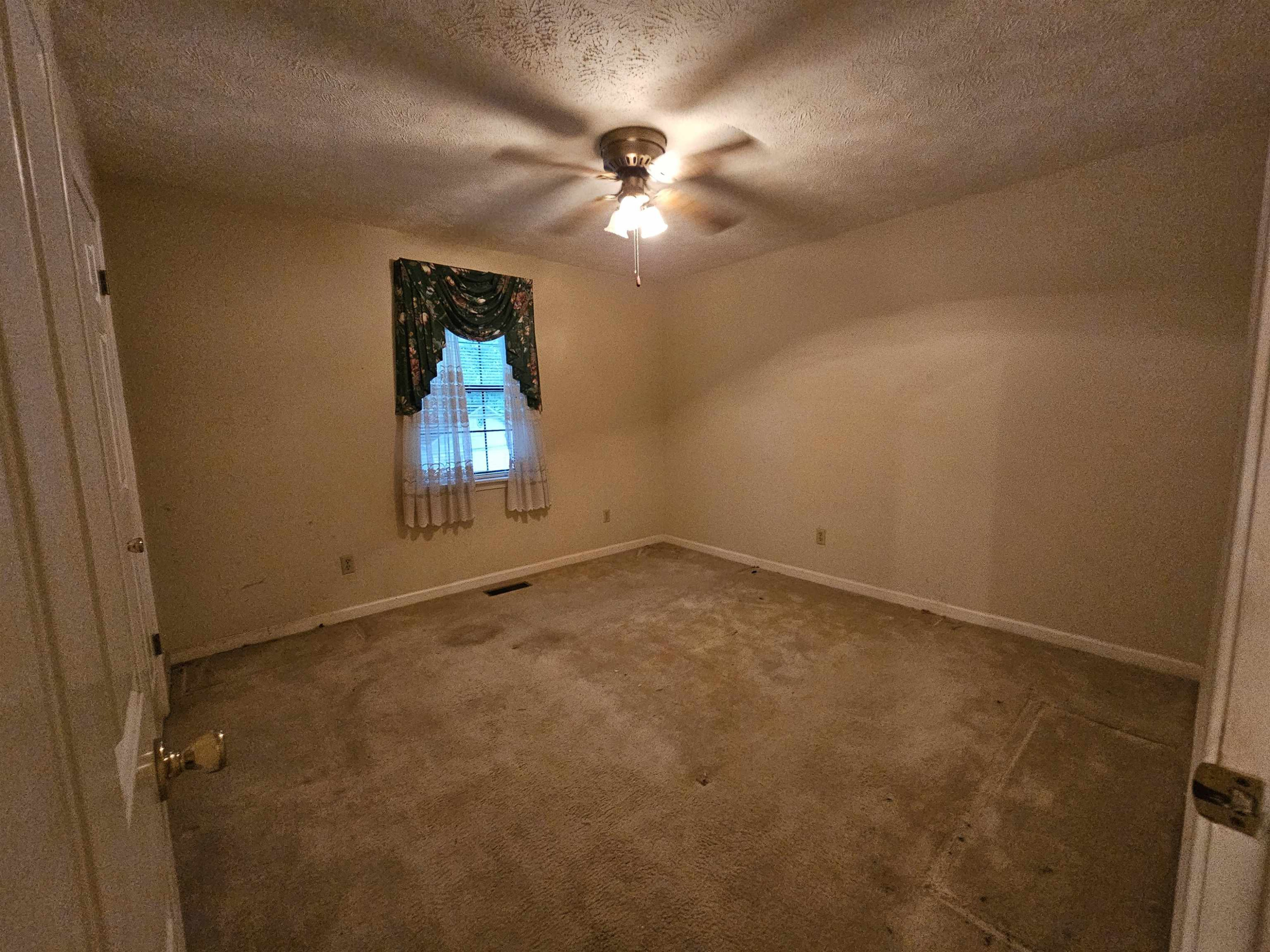 298 Turner Loop Road Humboldt, TN 38343 - Photo 4 of 14 Photo 4
