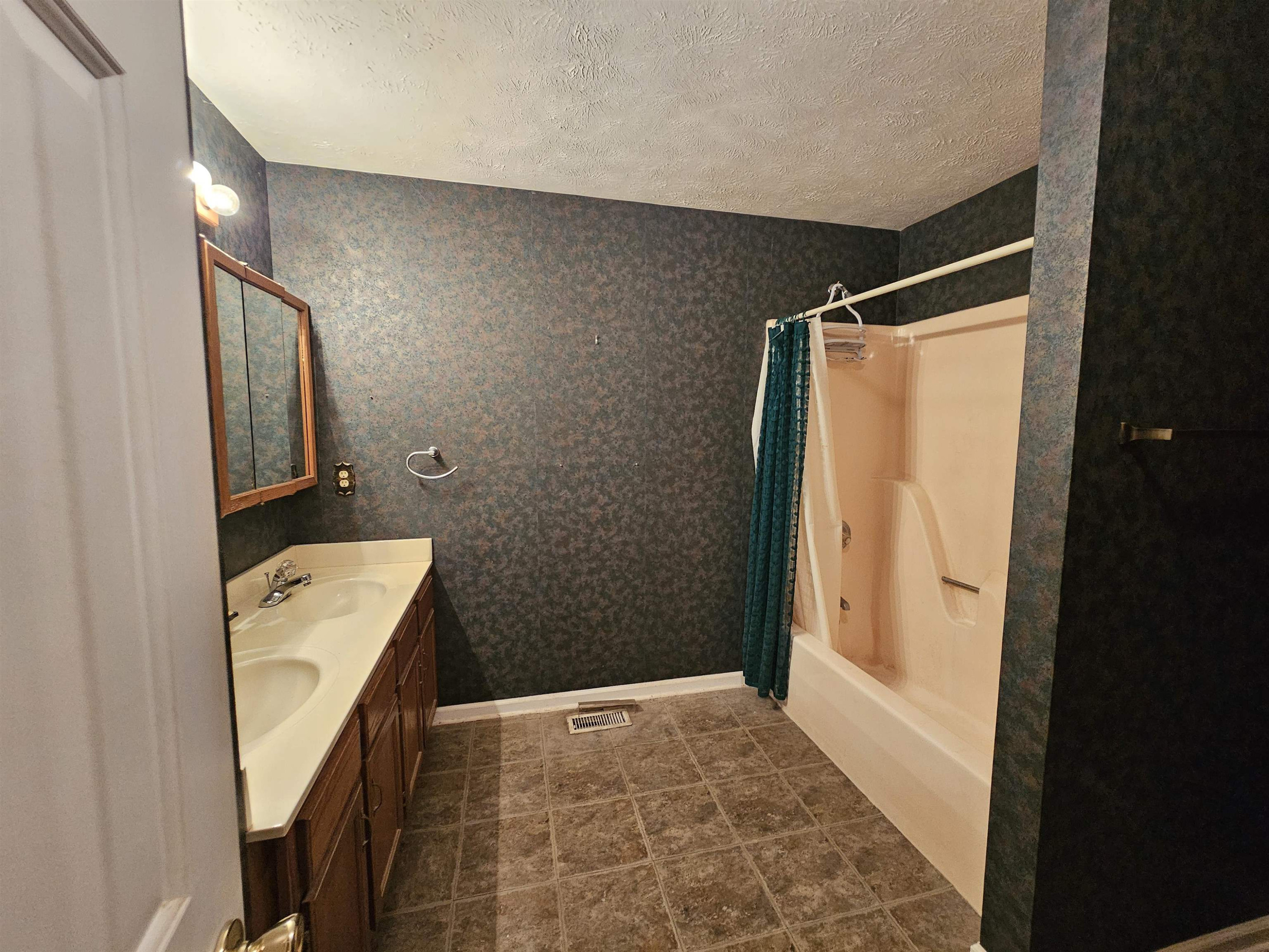 298 Turner Loop Road Humboldt, TN 38343 - Photo 5 of 14 Photo 5