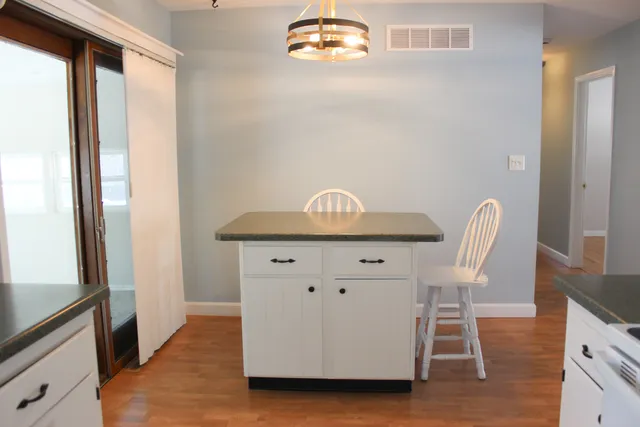 $290,000 | 1003 Karin Drive, Normal, IL 61761