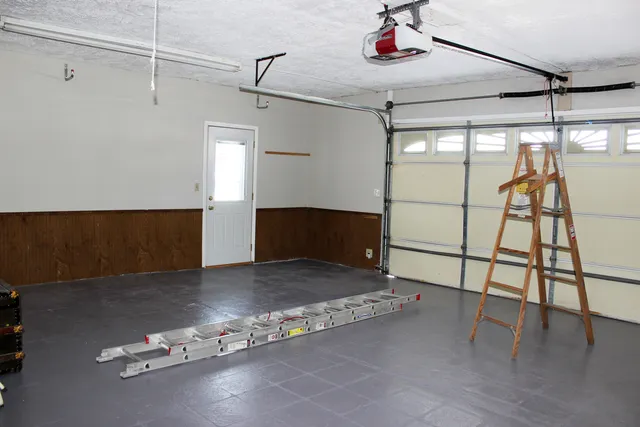 $290,000 | 1003 Karin Drive, Normal, IL 61761