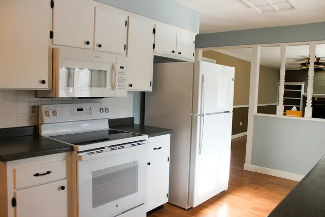 $290,000 | 1003 Karin Drive, Normal, IL 61761