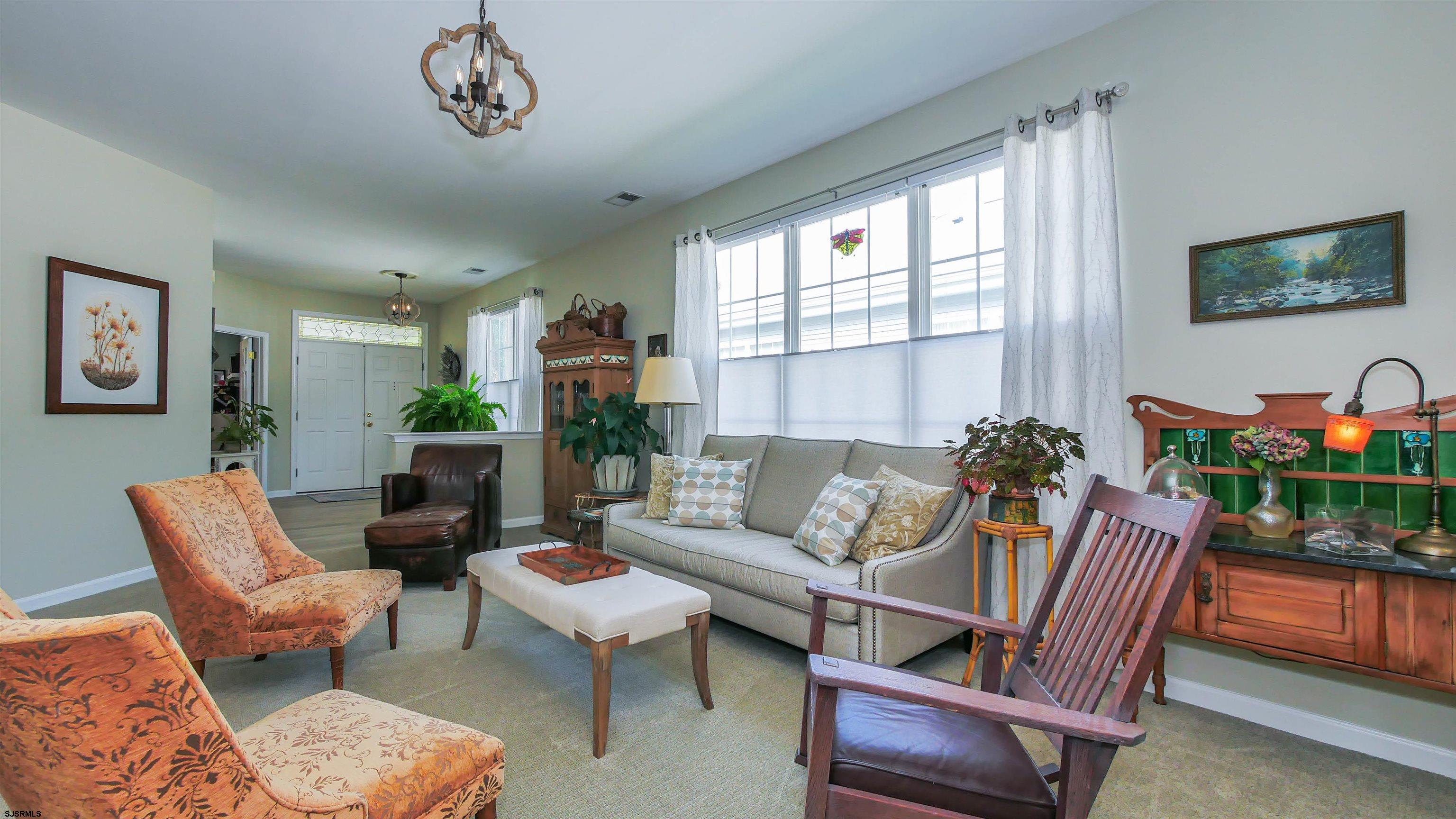 129 Warwick Road Smithville, NJ 08205 - Photo 7 of 40 Gallery Image 7