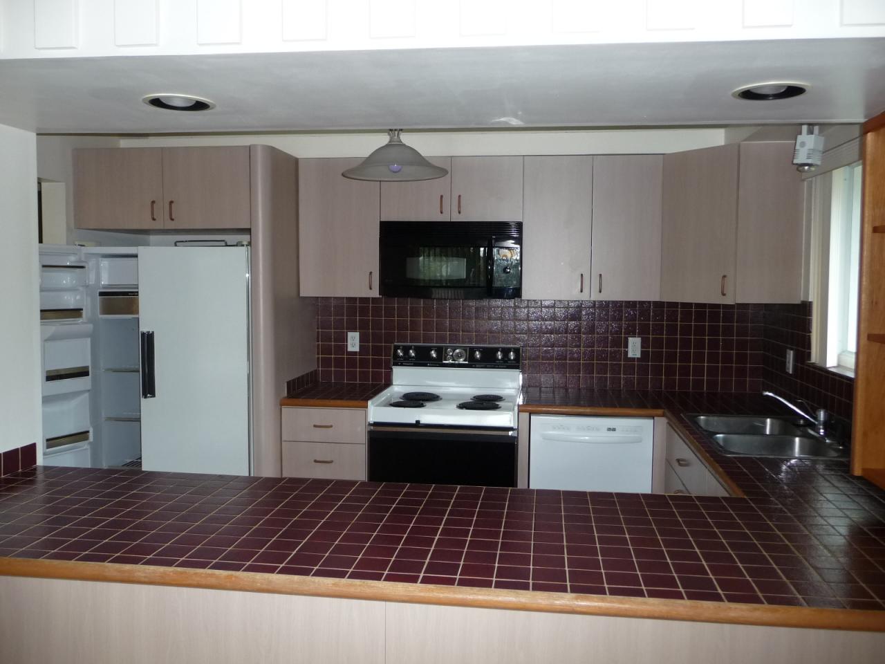 119 Spoonbill Road Tavernier, FL 33070 - Photo 5 of 28 Kitchen