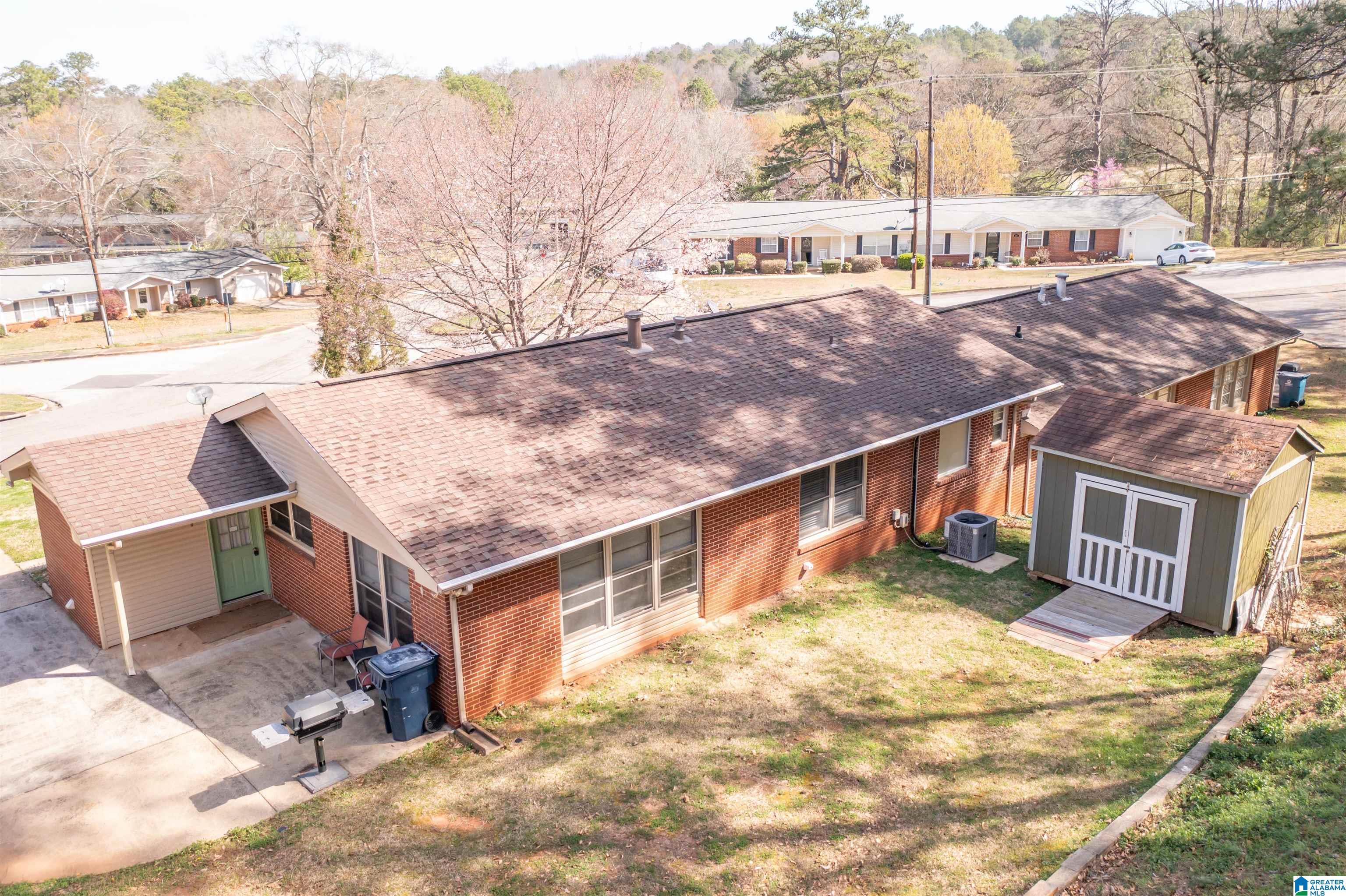 304 Foxley Road Anniston, AL 36205 - Photo 3 of 28