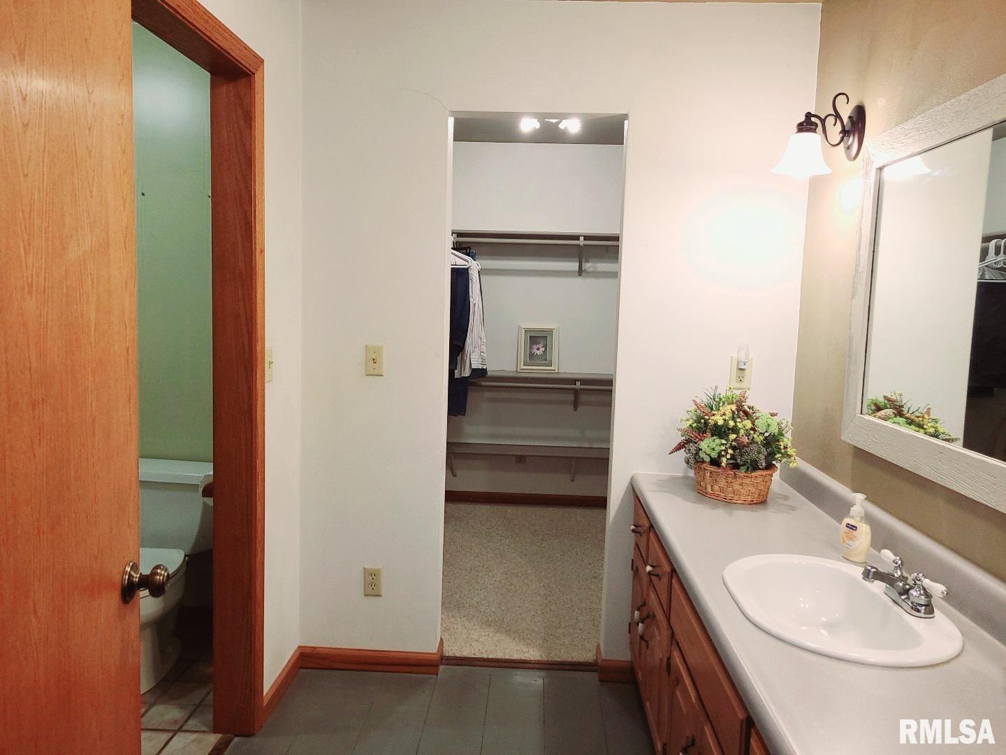 7205 South Trivoli Road Glasford, IL 61533 - Photo 19 of 41 Gallery Image 19
