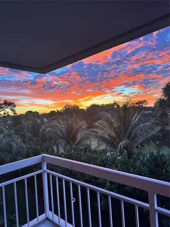 $325,000 | 6181 Balboa Circle, Unit 403, Boca Raton, FL 33433