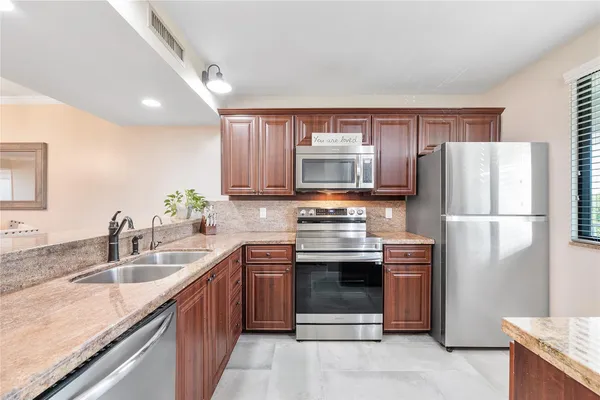$325,000 | 6181 Balboa Circle, Unit 403, Boca Raton, FL 33433