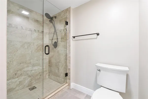 $325,000 | 6181 Balboa Circle, Unit 403, Boca Raton, FL 33433