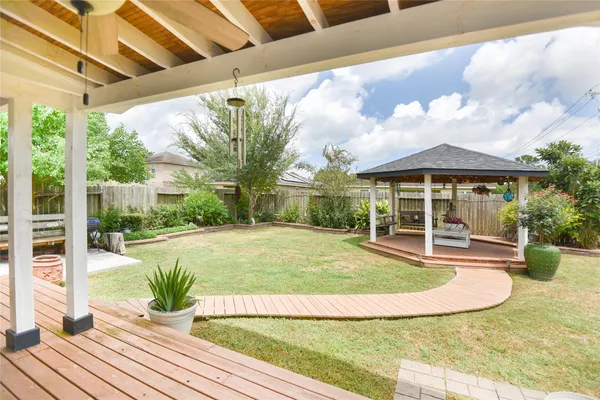 a view of outdoor space yard and patio