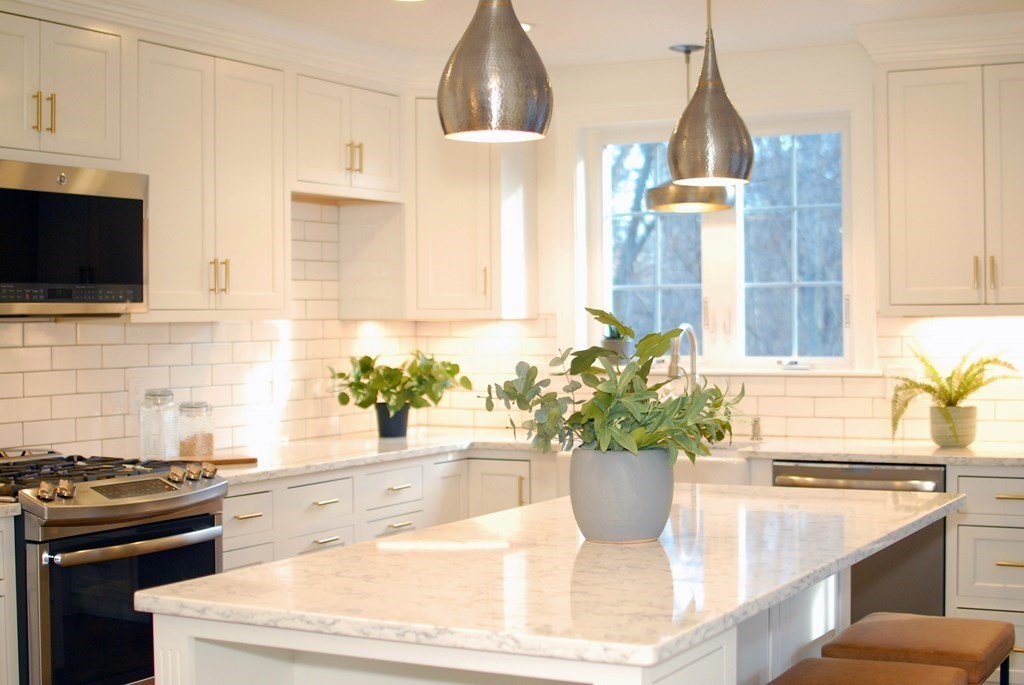 54 Dorothy Road, Unit 54 Arlington, MA 02474 - Photo 12 of 42 Gallery Image 12