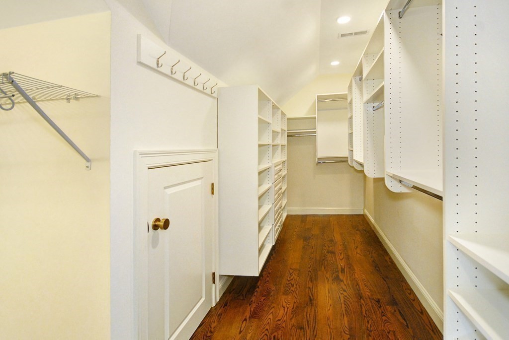 54 Dorothy Road, Unit 54 Arlington, MA 02474 - Photo 30 of 42 Gallery Image 30