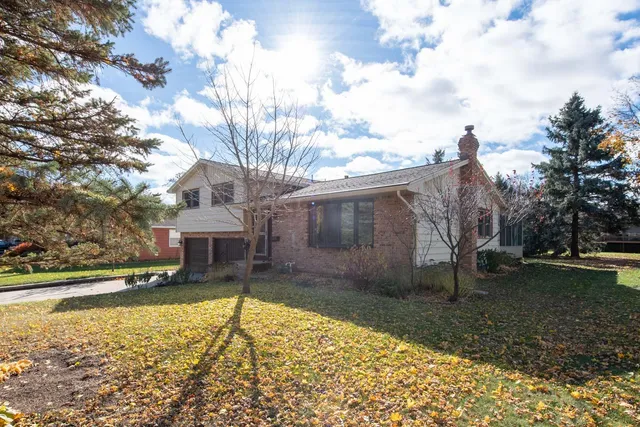 $300,000 | 309 Viking Drive, Mankato, MN 56001