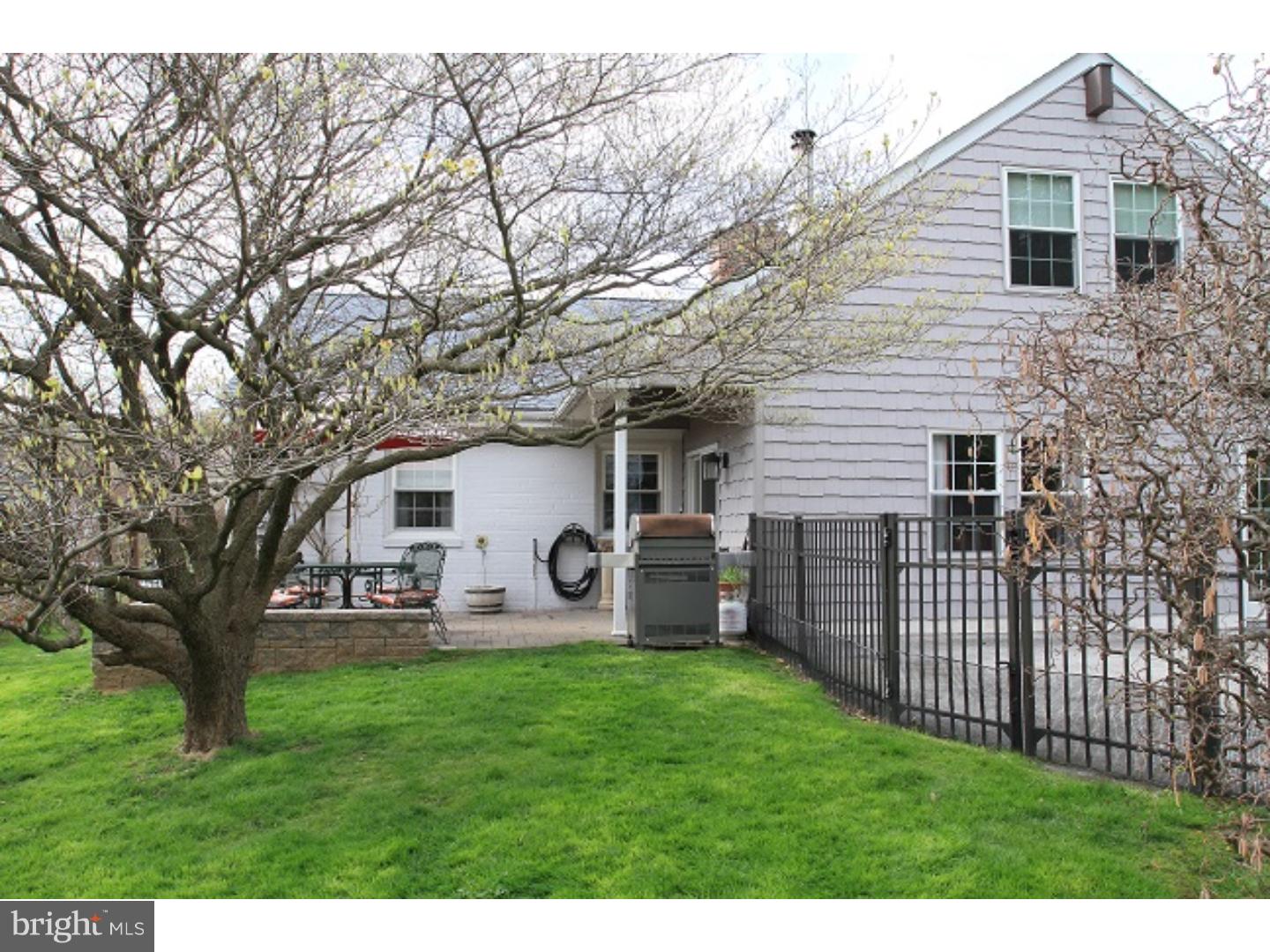 19 Duncan Lane Springfield, PA 19064 - Photo 22 of 24 Exterior Back