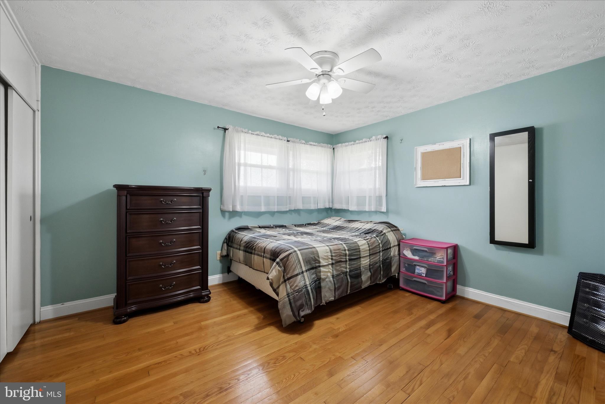 433 Beechcroft Road Winchester, VA 22601 - Photo 20 of 41 Bedroom