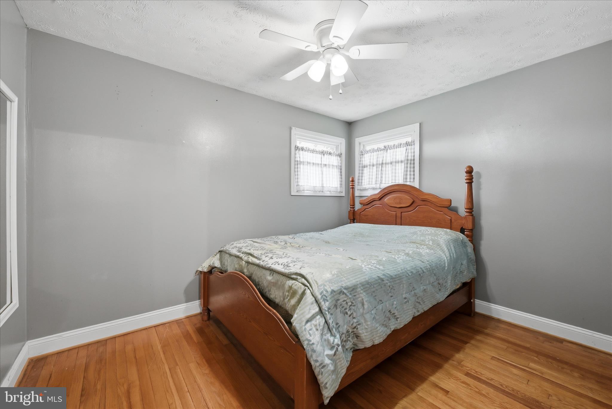 433 Beechcroft Road Winchester, VA 22601 - Photo 22 of 41 Bedroom