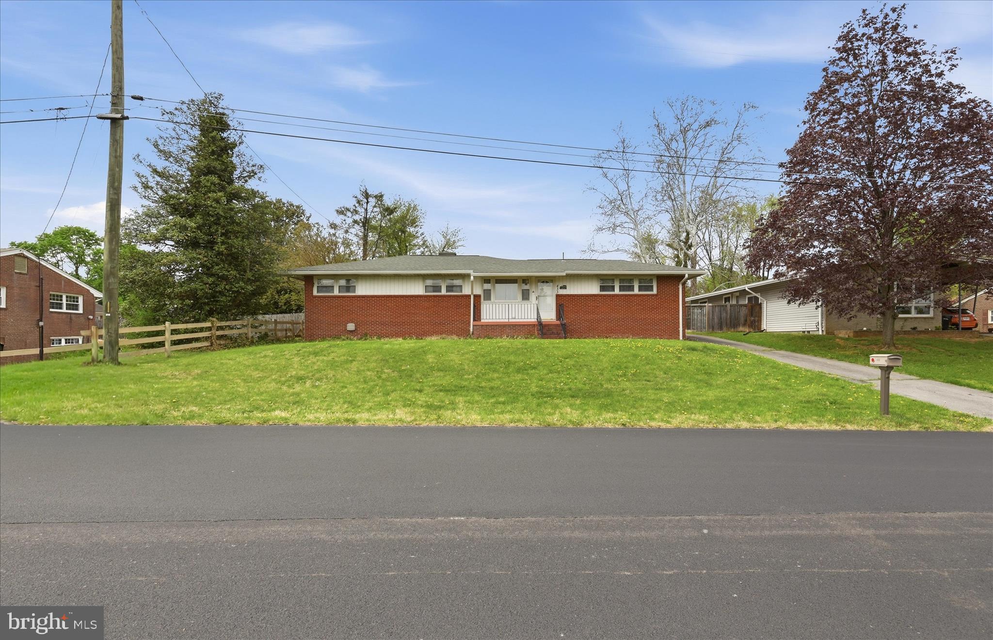 433 Beechcroft Road Winchester, VA 22601 - Photo 40 of 41 Front Exterior