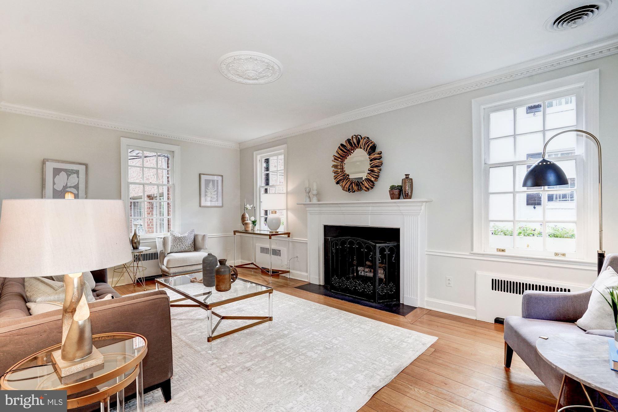 3342 Reservoir Road Northwest Washington, DC 20007 - Photo 2 of 15 Living Room