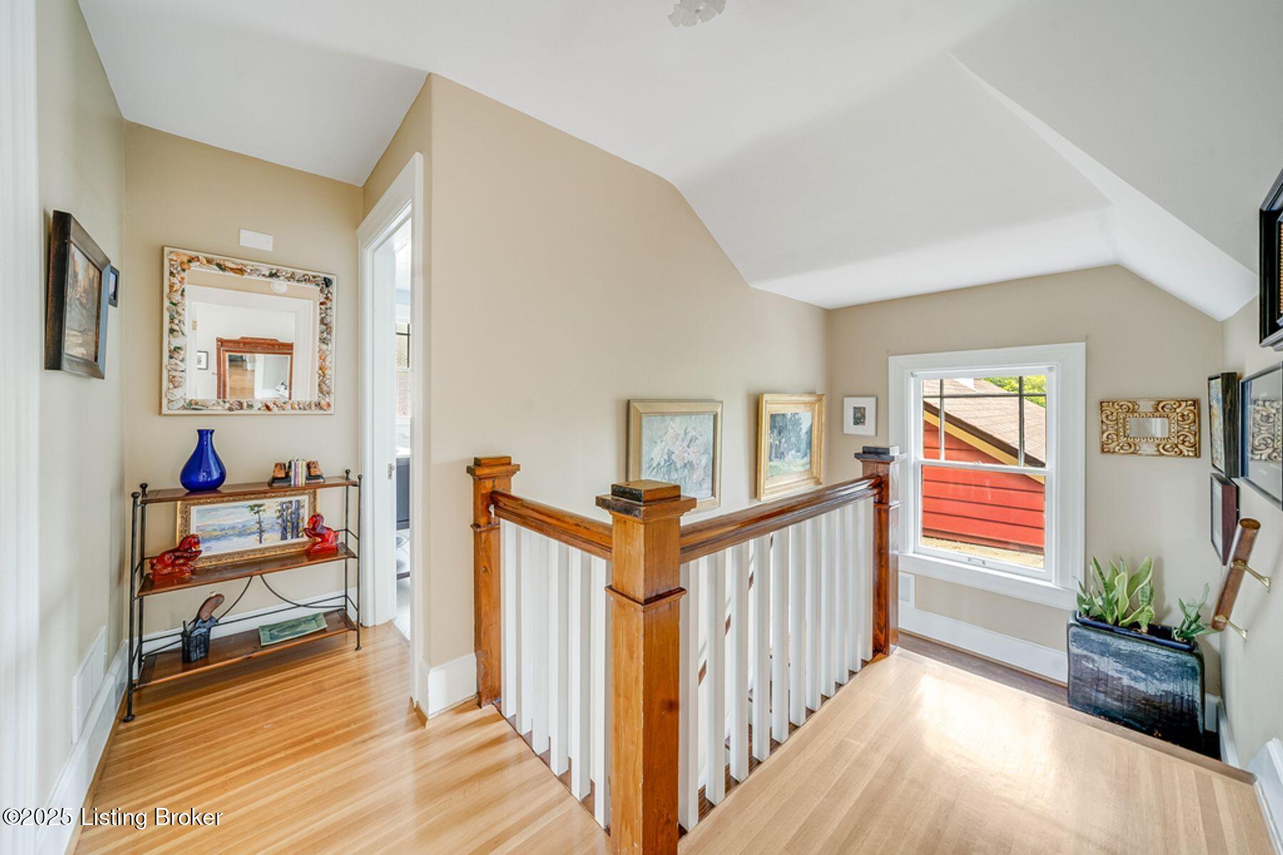 3033 Lexington Road Louisville, KY 40206 - Photo 23 of 43 photo_online_004