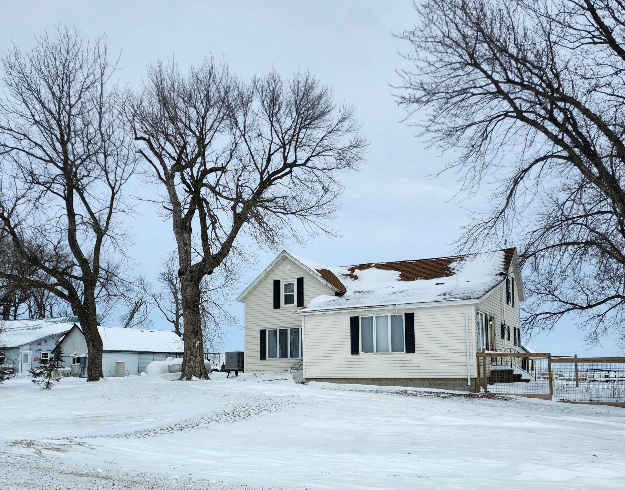 5134 340th Avenue Blue Earth, MN 56013 - Photo 2 of 6