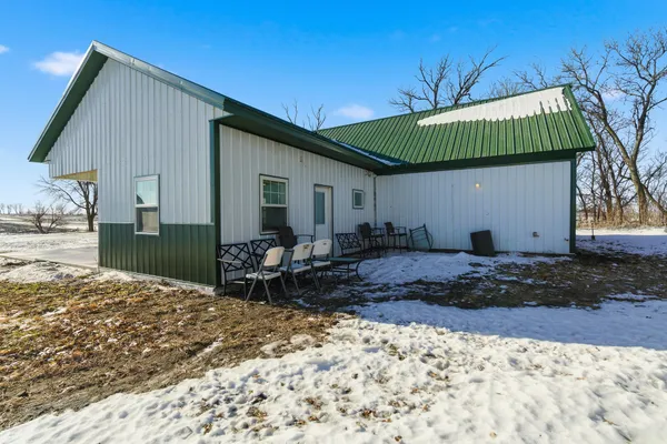 $314,999 | 5134 340th Avenue, Blue Earth, MN 56013