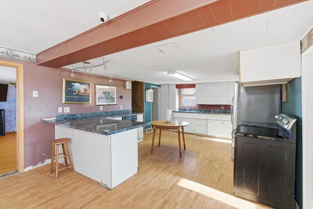 $349,000 | 5134 340th Avenue, Blue Earth, MN 56013