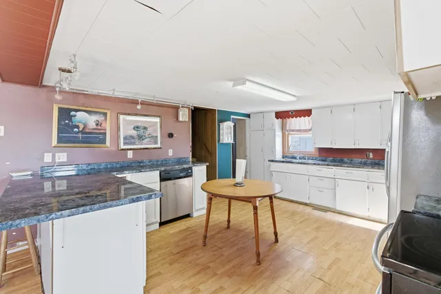 $349,000 | 5134 340th Avenue, Blue Earth, MN 56013