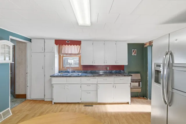 $349,000 | 5134 340th Avenue, Blue Earth, MN 56013