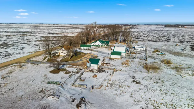 $349,000 | 5134 340th Avenue, Blue Earth, MN 56013