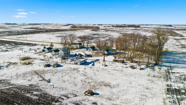 $349,000 | 5134 340th Avenue, Blue Earth, MN 56013