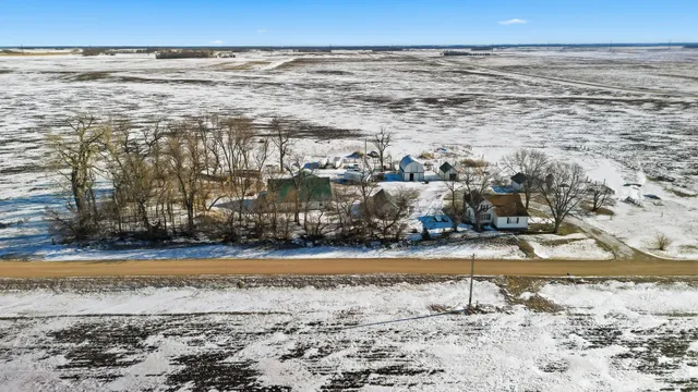 $349,000 | 5134 340th Avenue, Blue Earth, MN 56013