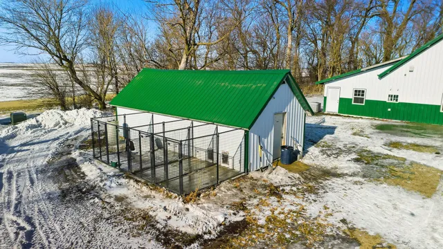 $349,000 | 5134 340th Avenue, Blue Earth, MN 56013