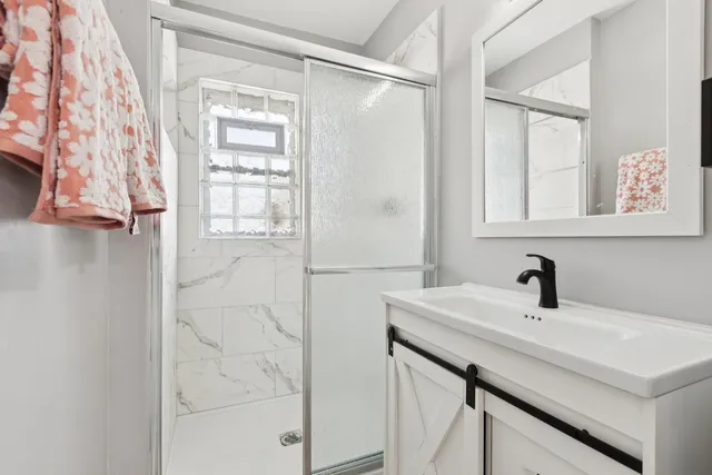 $459,900 | 4N327 7th Avenue, Addison, IL 60101