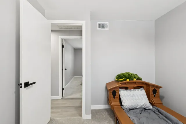 $459,900 | 4N327 7th Avenue, Addison, IL 60101