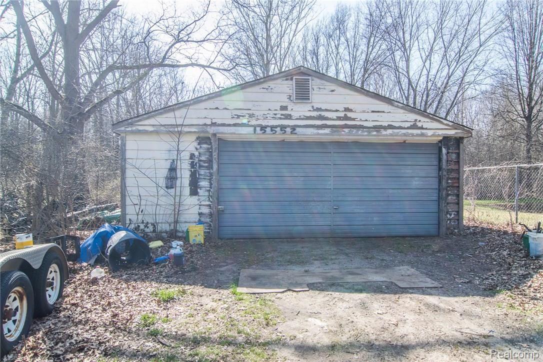 15552 Inkster Road Romulus, MI 48174 - Photo 21 of 21 DSC_1489.jpg