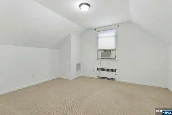 $3,750 | 162 Washington Place, Teaneck, NJ 07666