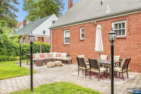 $3,750 | 162 Washington Place, Teaneck, NJ 07666