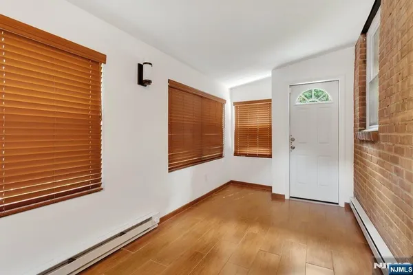 $3,750 | 162 Washington Place, Teaneck, NJ 07666
