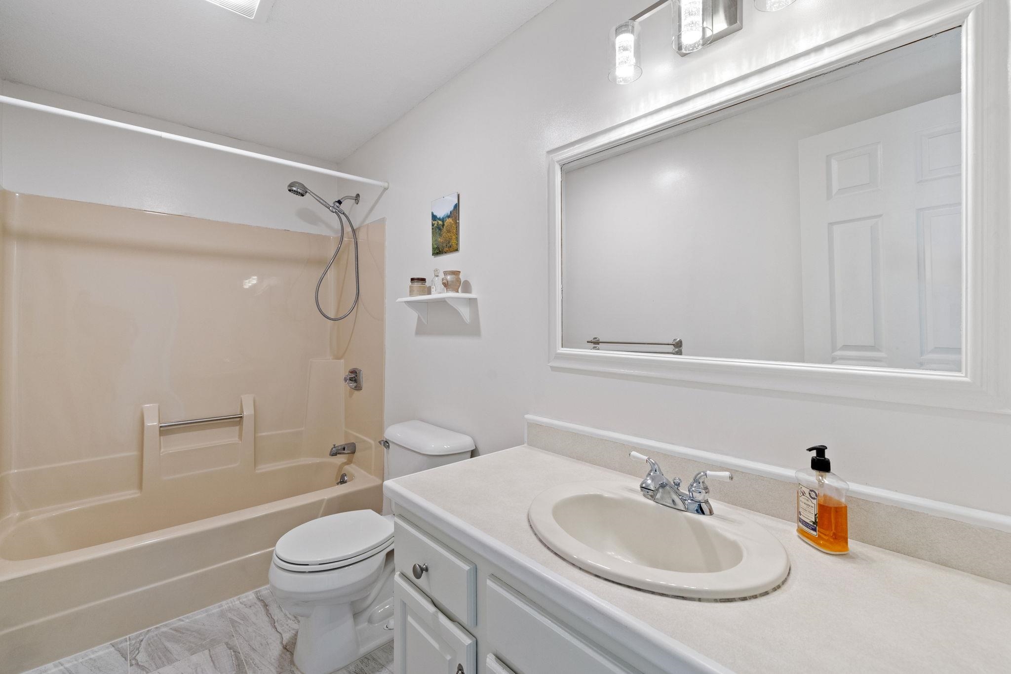 17 Skyview Circle Keene, NH 03431 - Photo 15 of 31