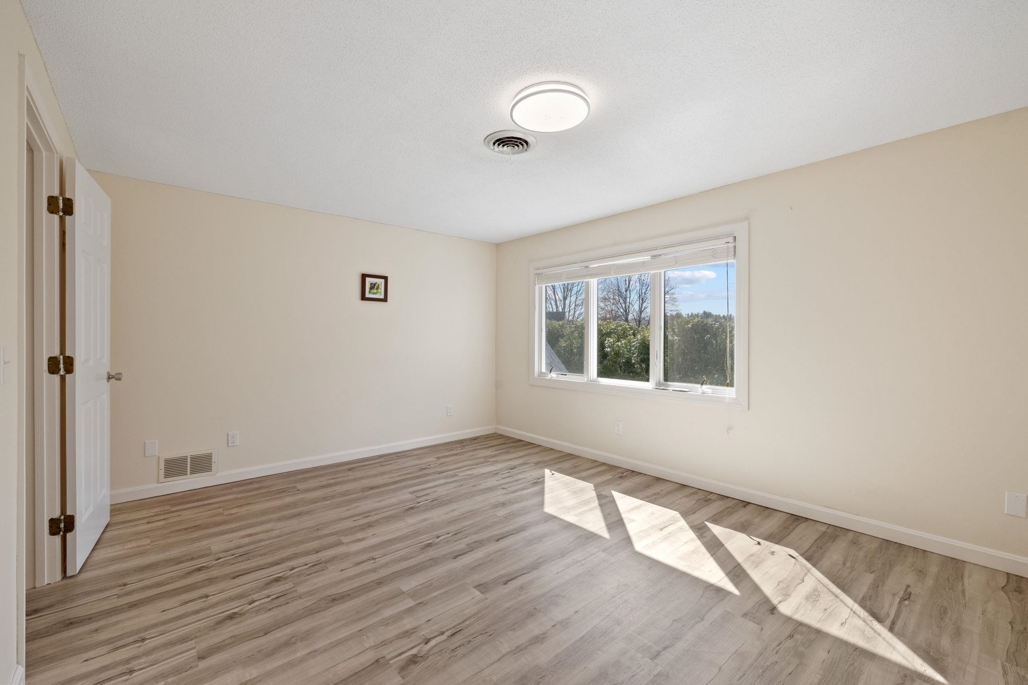 17 Skyview Circle Keene, NH 03431 - Photo 23 of 31