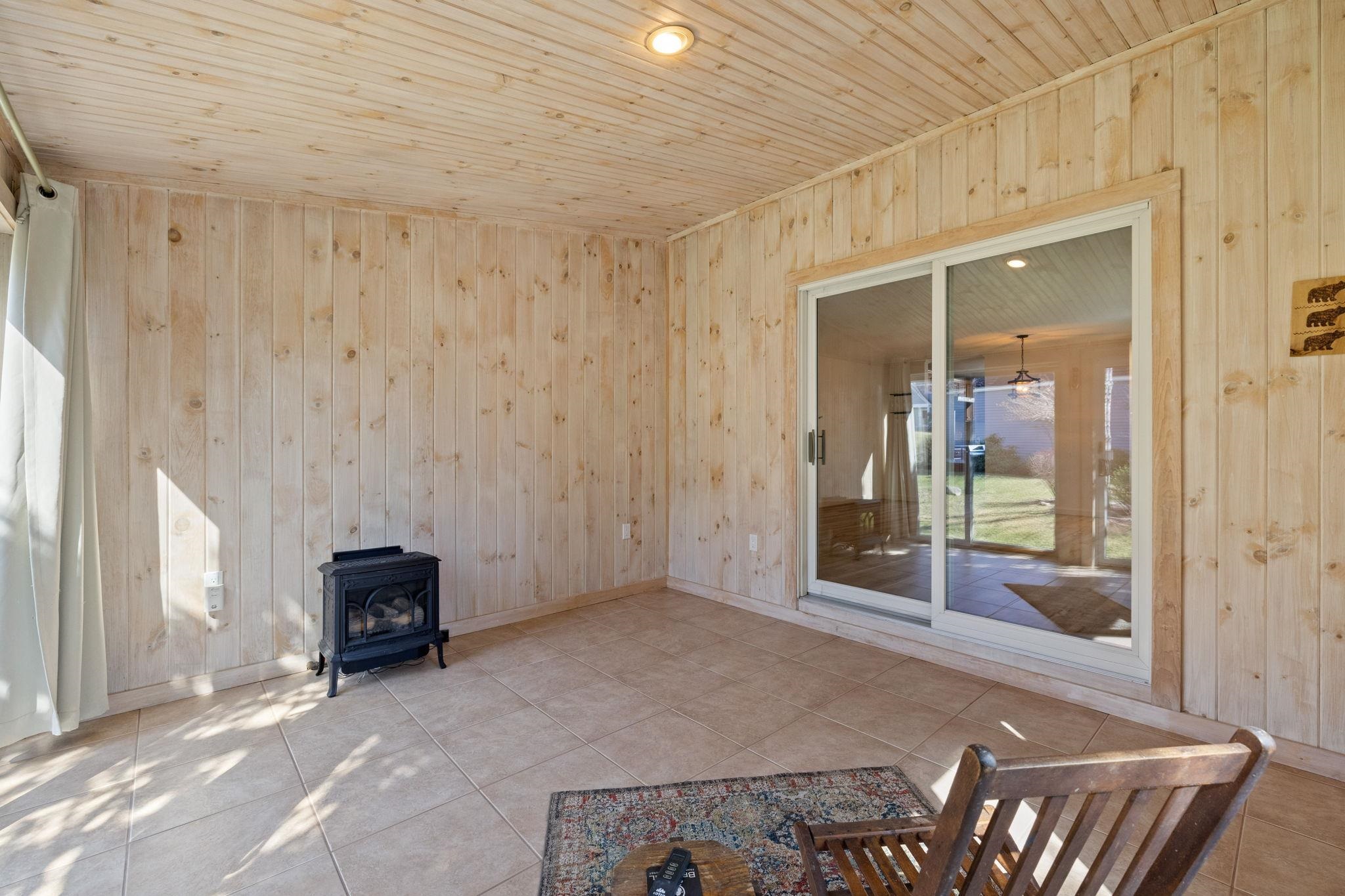 17 Skyview Circle Keene, NH 03431 - Photo 10 of 31