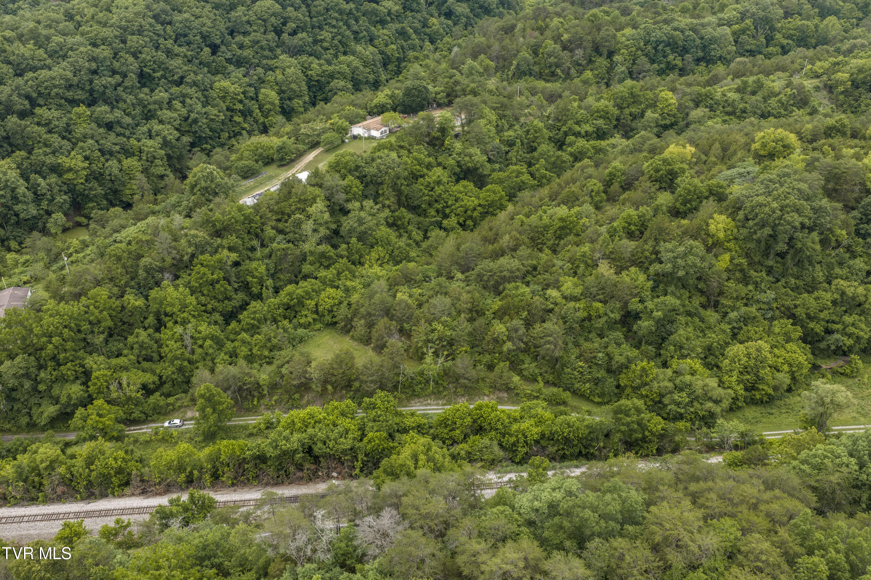 700 Piney Flats Road Piney Flats, TN 37686 - Photo 16 of 44 700-758PineyFlats-Aerials-3