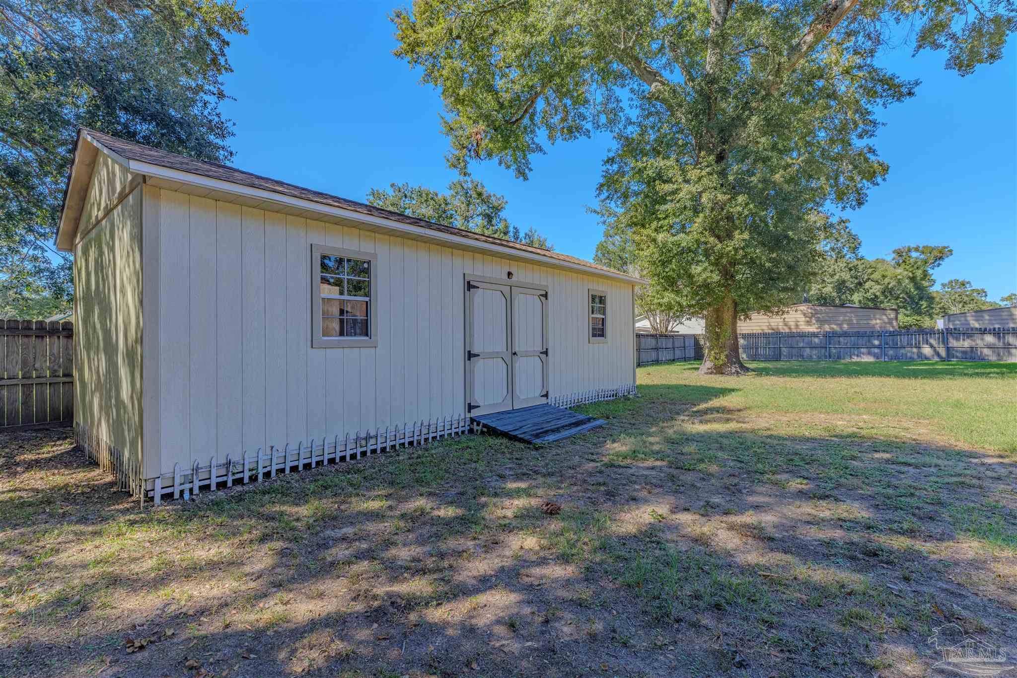 4679 East Spencer Field Road Pace, FL 32571 - Photo 35 of 37