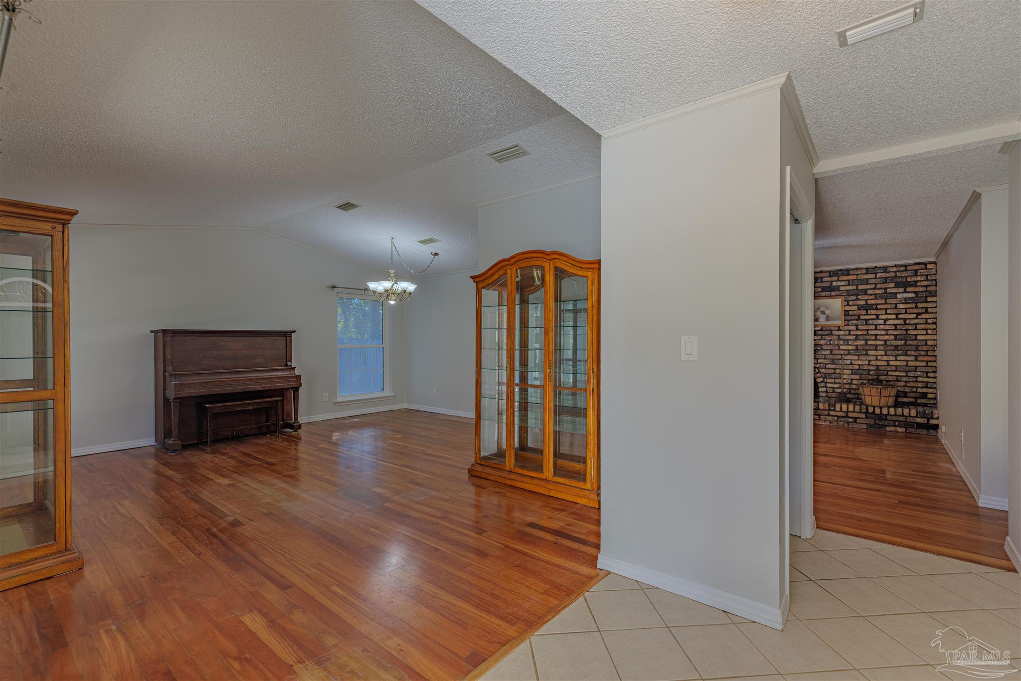 4679 East Spencer Field Road Pace, FL 32571 - Photo 7 of 37