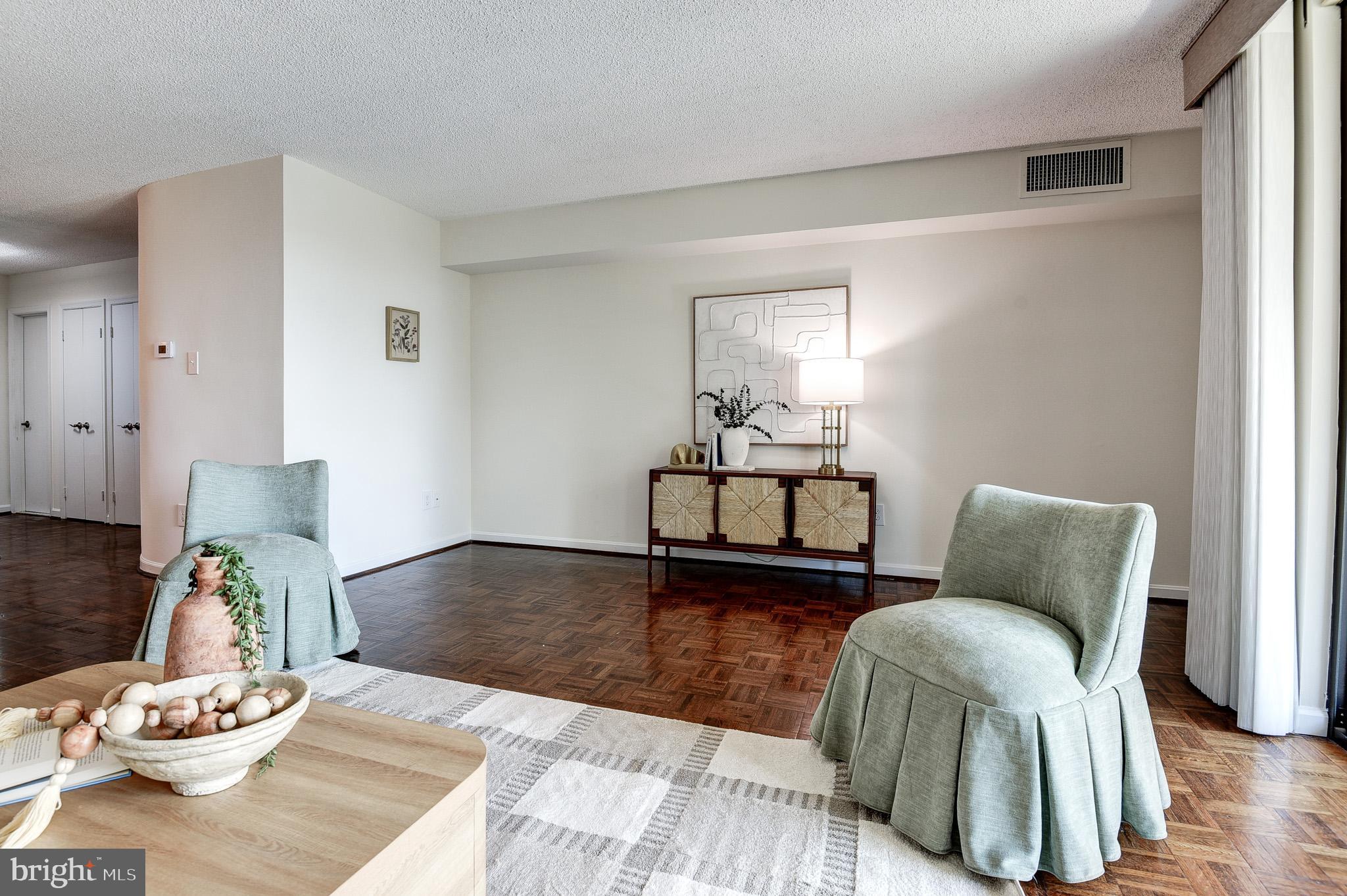 1101 South Arlington Ridge Road, Unit 208 Arlington, VA 22202 - Photo 10 of 39